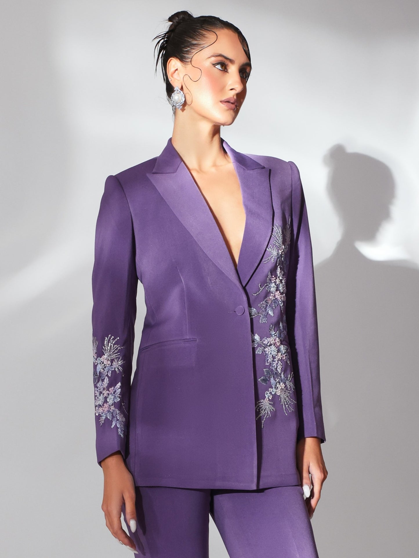 BROOKLYN Embellished Blazer